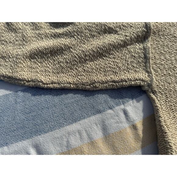 NWT Aerie Cable Knit Oversized Sweater - Size XS - Picture 9 of 9